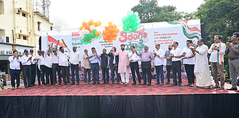 ಶಾಸಕ ಯಶಪಾಲ್​ ಎ. ಸುವರ್ಣ ತಿರಂಗಾ ಯಾತ್ರೆಗೆ ಚಾಲನೆ ನೀಡಿದರು.