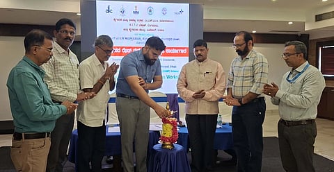 ಜಿಲ್ಲಾ ಪಂಚಾಯಿತಿ ಮುಖ್ಯ ಕಾರ್ಯನಿರ್ವಹಣಾಧಿಕಾರಿ ಪ್ರತಿಕ್​ ಬಾಯಲ್​ ಎಂ.ಎಸ್​.ಎಂ.ಇ. ಕಾರ್ಯಕ್ಷಮತೆ ಕುರಿತ ಕಾರ್ಯಾಗಾರ ಉದ್ಘಾಟಿಸಿದರು. 