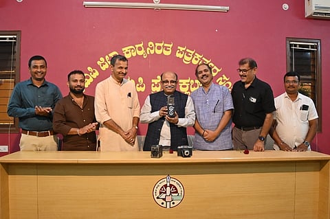 ಮಣಿಪಾಲ ಮಾಹೆಯ ಸಾರ್ವಜನಿಕ ಸಂಪರ್ಕ ವಿಭಾಗ ನಿರ್ದೇಶಕ ಭರತ್​ ಕುಮಾರ್​ ಕಾರ್ಯಕ್ರಮ ಉದ್ಘಾಟಿಸಿದರು.