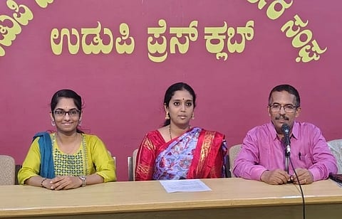 ಸುದ್ದಿಗೋಷ್ಠಿಯಲ್ಲಿ ವಿದುಷಿ ದೀಕ್ಷಾ ರಾಮಕೃಷ್ಣ , ಸಂಸ್ಥೆಯ ನಿರ್ದೇಶಕ ಡಾ. ರಾಮಕೃಷ್ಣ ಹೆಗಡೆ, ರಂಜಿನಿ ಸಾಮಗ ಉಪಸ್ಥಿತರಿದ್ದರು. 