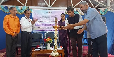 ಜಿಲ್ಲಾ ಗ್ರಾಹಕ ವ್ಯಾಜ್ಯಗಳ ಪರಿಹಾರ ಆಯೋಗದ ಅಧ್ಯಕ್ಷ ಸುನೀಲ ಟಿ. ಮಾಸರೆಡ್ಡಿ ರಾಷ್ಟ್ರೀಯ ಗ್ರಾಹಕರ ದಿನಾಚರಣೆ ಉದ್ಘಾಟಿಸಿದರು.