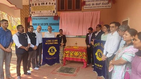 ಲಯನ್ಸ್​  ಜಿಲ್ಲಾ ಗವರ್ನರ್​ ಸಪ್ನಾ ಸುರೇಶ್​ ಉದ್ಘಾಟಿಸಿದರು.  