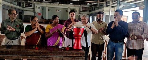  ರಂಗಭೂಮಿ  ಅಧ್ಯಕ್ಷ ಡಾ.ತಲ್ಲೂರು ಶಿವರಾಮ ಶೆಟ್ಟಿ ಉದ್ಘಾಟಿಸಿದರು.