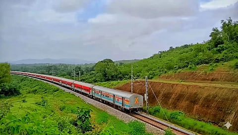 ಕೊಂಕಣ ರೈಲ್ವೆ 