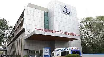 Paras Health Gurugram Performs World’s First Living Donor Liver Transplant with Simultaneous Double Heart Valve Surgery