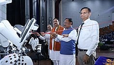 AIIMS Raipur Launches State-of-the-Art Robotic Surgery Facility “Devhast”