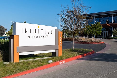 Intuitive Unveils New da Vinci 5 Software Features to Enhance Surgical Precision and Efficiency