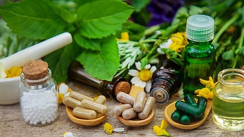 AYUSH Gains International Recognition Through India’s FTAs With Oman, New Zealand