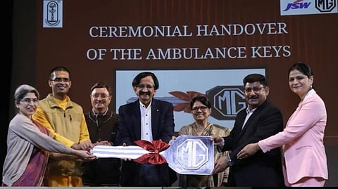 JSW MG Motor India Strengthens Community Healthcare With Retrofitted Hector Ambulance For Chinmaya Mission Delhi