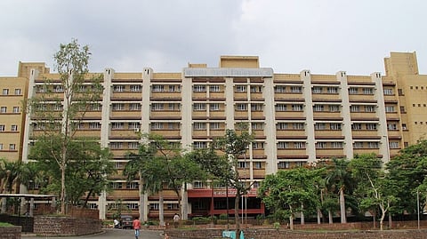 Kamala Nehru Hospital, IIT-Kanpur Advance Early Lung Cancer Detection With AI Device