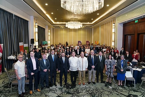 The first national dialogue in the Philippines on sustainable aquaculture and decent work gathered 150 key stakeholders from government, labour, business, and development sectors.