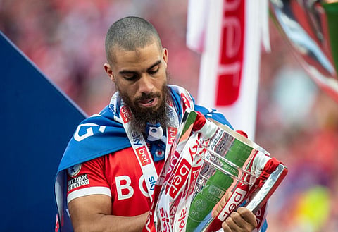 West Brom now in talks to sign free agent striker Lewis Grabban