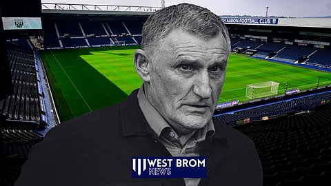 Tony Mowbray has been urged to leave West Brom. (Credit: Imago)
