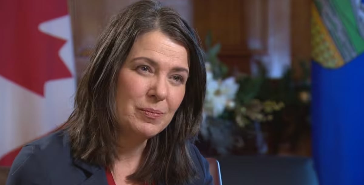 Alberta government to review laws protecting professionals' freedom of expression