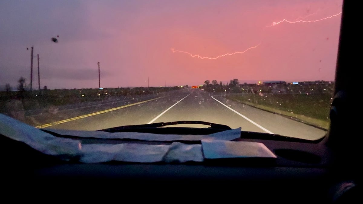 Calgary taking stock of damages from wild hail storm; YYC partially closed