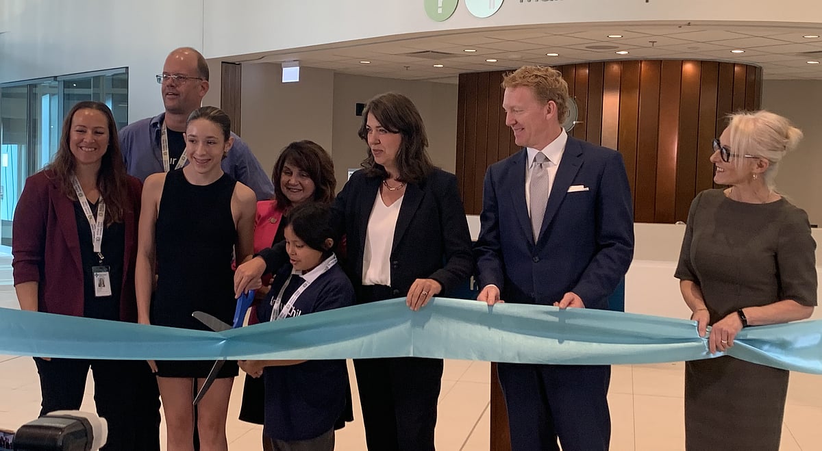 ‘A FUTURE WITHOUT CANCER’ Smith cuts ribbon at new Calgary cancer center
