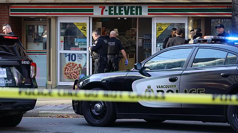 7-11 on Robson & Hamilton