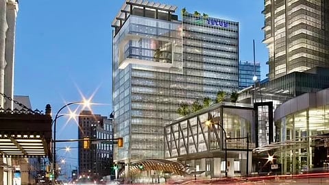 Telus is looking to sell its cell-tower network for $1 billion