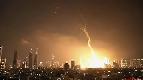 Tel Aviv hit with missile