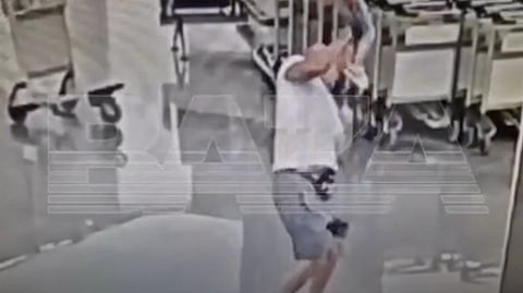 Tourist Throws Toddler to Floor at Moscow Airport