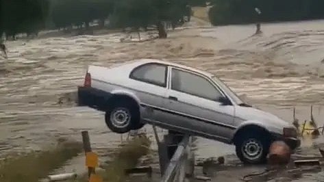 Texas flood car trapped