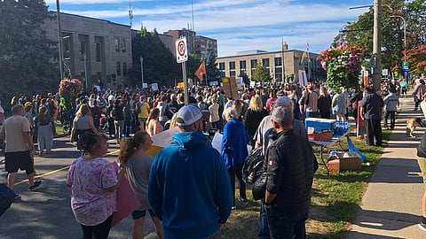 Hundreds have shown up to the courthouse in St. Catharines ON. ahead of Daniel Senecal's bail hearing 