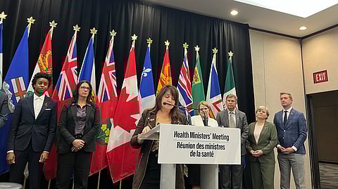 Minister Adriana LaGrange