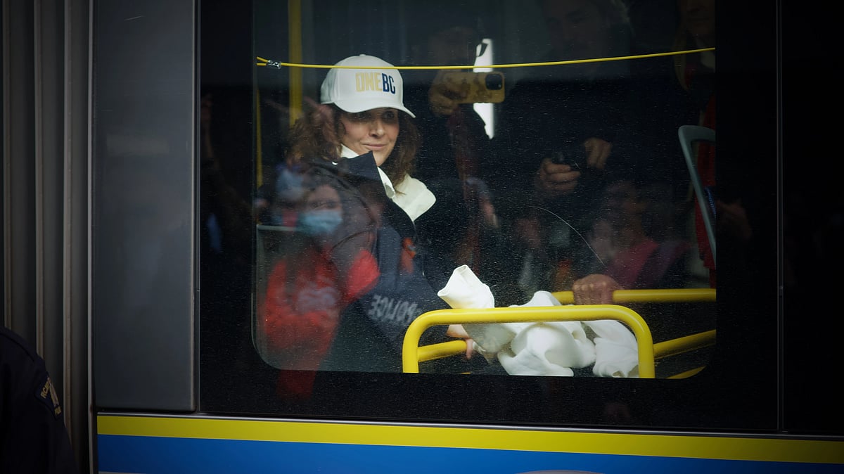 WATCH: Protestors at UBC force Dallas Brodie, Frances Widdowson off campus