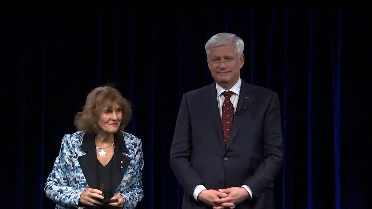 Harper receives Royal Canadian Geographical Society medal amid anniversary events