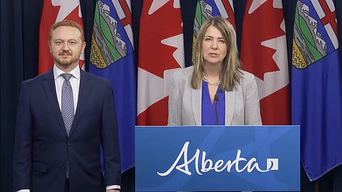 Premier Danielle Smith has raised concerns over the direction of the federal NDP following Sunday’s election of Avi Lewis as its new leader, arguing the party’s policies could have significant implications for Alberta and Canada’s oil and gas sector.
