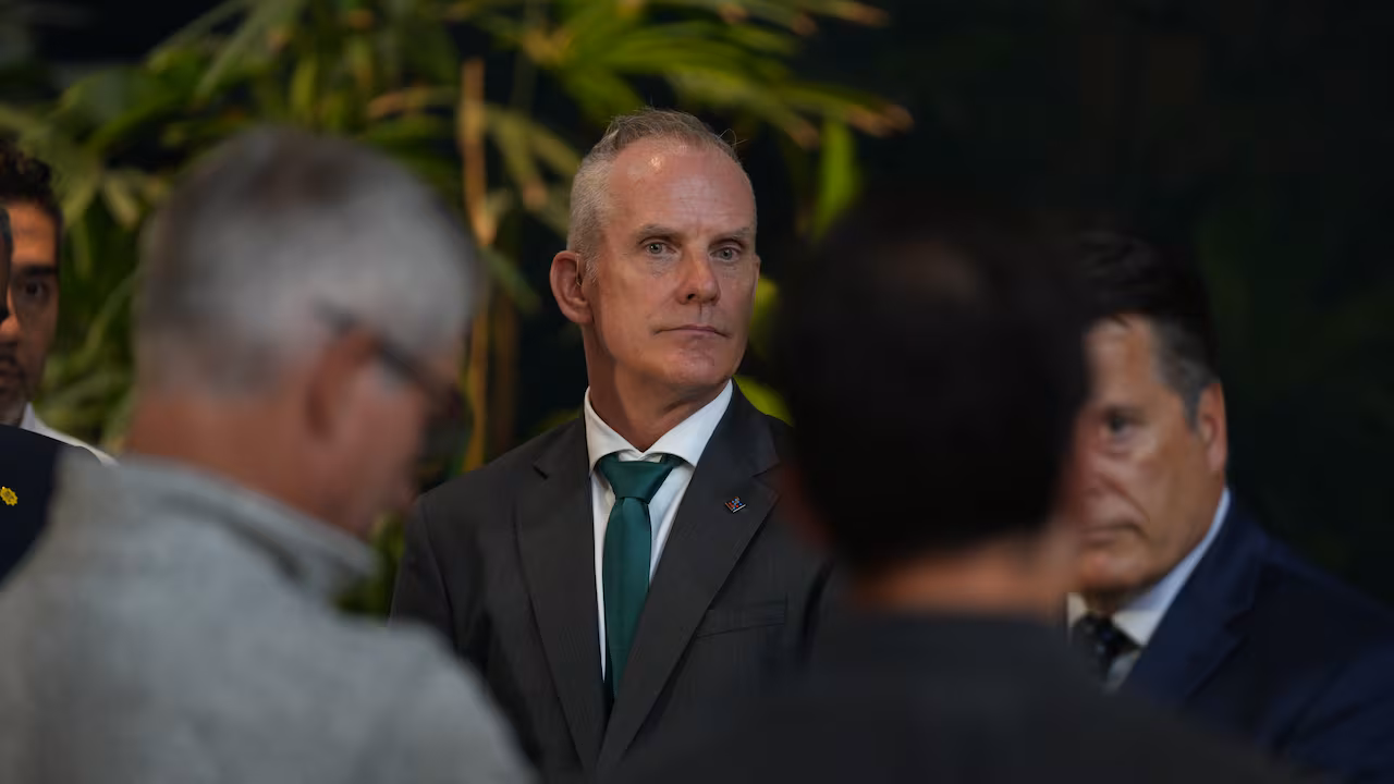 David Duckworth (left) and Stuart Dalgleish (right)