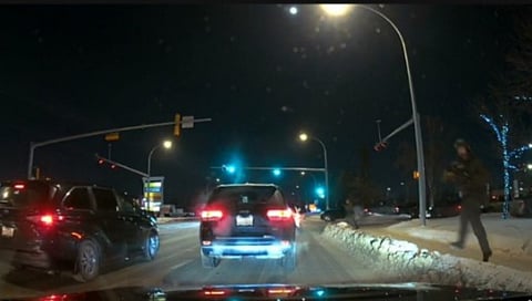 WATCH: EPS swat chase youth through streets after robbing vape store at knife point