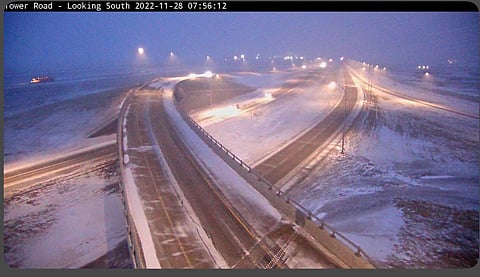 Snow and heavy winds pummel the Prairies, temps drop later in the week