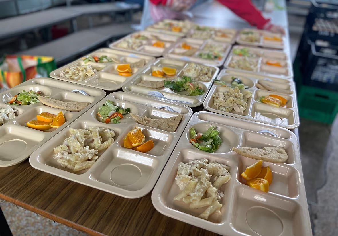 Social Development Canada drops 2024 free school lunches target