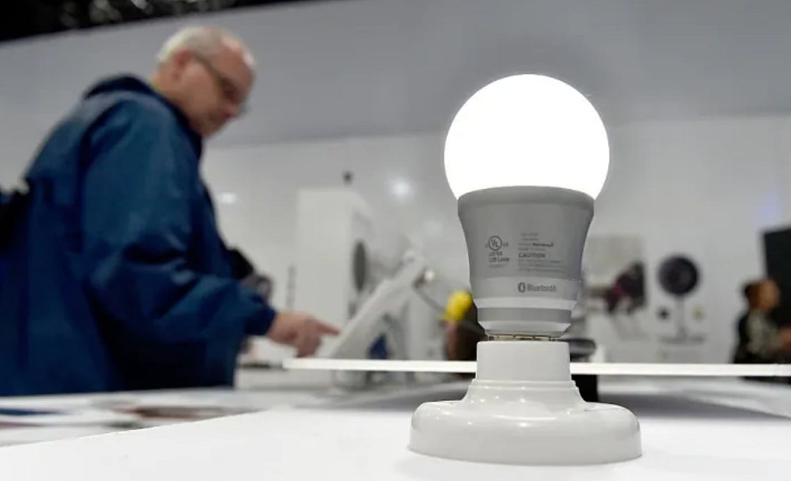Fluorescent bulbs to be phased out to stop mercury pollution