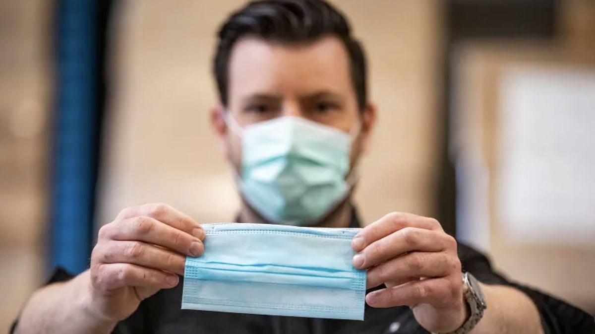 AHS brings back mask mandate in acute care centres