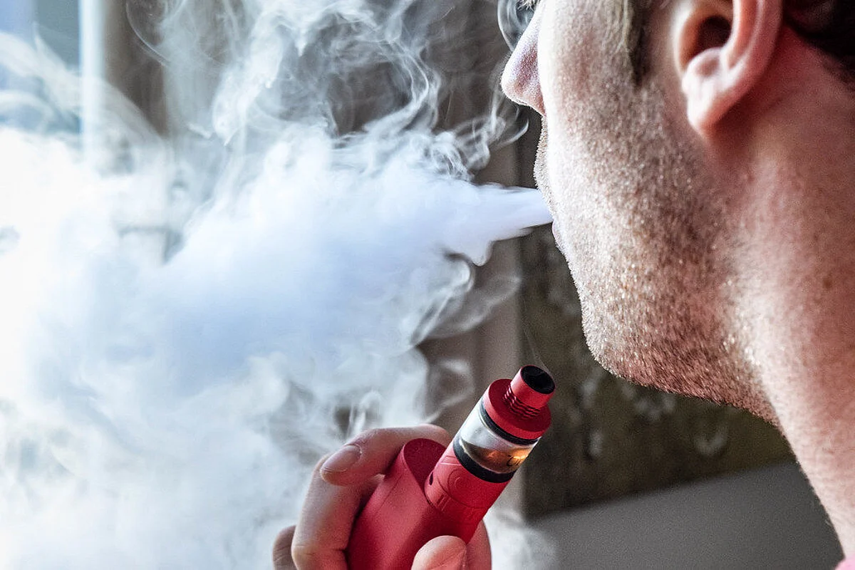 Sask Govt Passes Bill To Increase Minimum Age For Tobacco Vaping