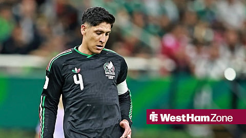 Edson Alvarez in World Cup action for Mexico vs South Korea