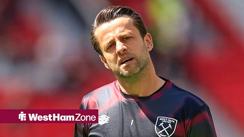 Lukasz Fabianski warming up for West Ham