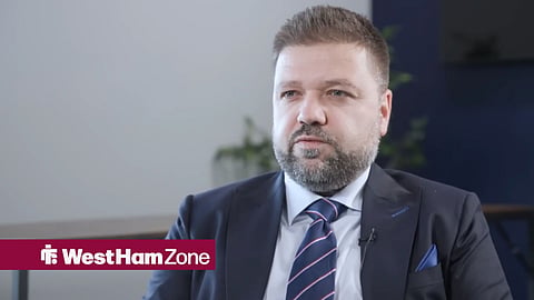 Nils Koppen speaking in an interview
