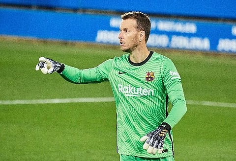 Report: West Ham interested in signing wantaway Barcelona keeper Neto