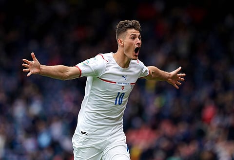 Jimmy Walker blown away by Patrick Schick, wants him to join West Ham