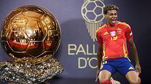 أصغر اللاعبين المتوجين بالكرة الذهبية عبر التاريخ.. لامين يامال يهدد الأساطير 