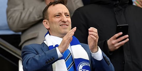 مُلّاك أندية الدوري الإنجليزي.. من الأسوأ إلى الأفضل في ميزان الجماهير والنتائج

