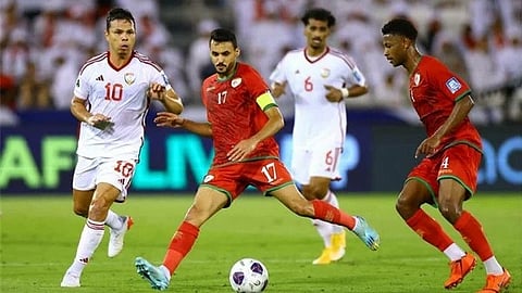 الإمارات - عمان