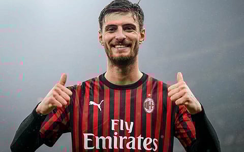 إصابة ماتيو جابيا مدافع ميلان بفيروس كورونا